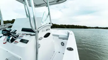 Thumbnail von Twin Vee 240 STX CC