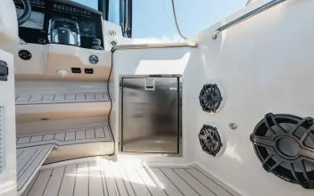 Thumbnail von Boston Whaler 350 Outrage DILLY DALLY