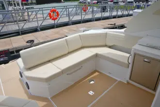Thumbnail von Cruisers Yachts 38 GLS
