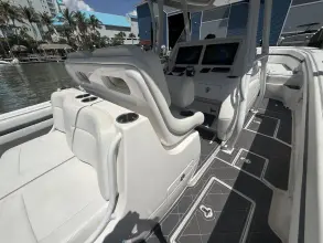 Thumbnail von Intrepid 375 CC