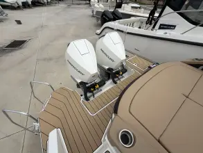 Thumbnail von Sea Ray SLX 310 Outboard