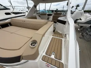 Thumbnail von Sea Ray SLX 310 Outboard