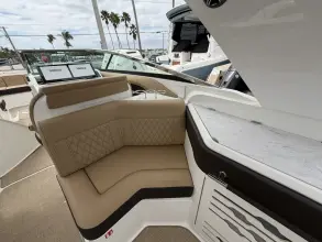 Thumbnail von Sea Ray SLX 310 Outboard