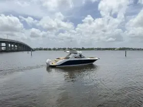 Thumbnail von Sea Ray SLX 310 Outboard