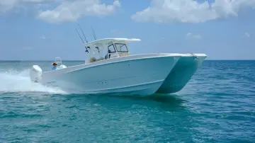 Twin Vee 340 GFX CC