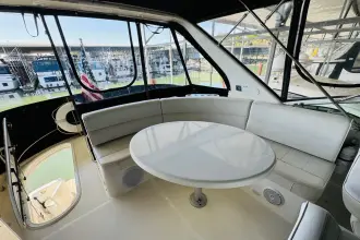 Thumbnail von Carver 46 Voyager