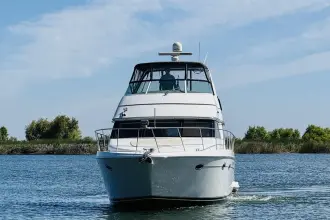 Thumbnail von Carver 46 Voyager