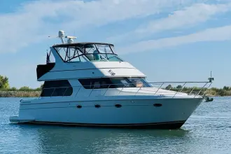 Thumbnail von Carver 46 Voyager
