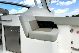 Thumbnail von Boston Whaler 280 Vantage