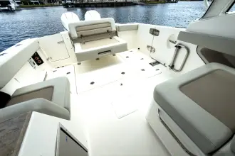 Thumbnail von Boston Whaler 280 Vantage