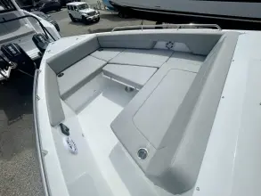 Thumbnail von Cruisers Yachts 38 VTR