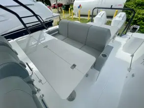 Thumbnail von Cruisers Yachts 38 VTR