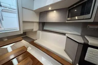 Thumbnail von Tiara Yachts 43LS