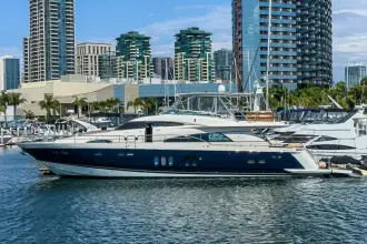 Thumbnail von Fairline Squadron 74 COMPASS ROSE