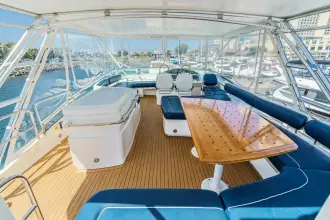 Thumbnail von Fairline Squadron 74 COMPASS ROSE