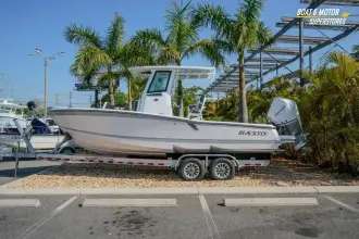 Blackfin 242 HB