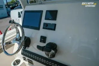 Thumbnail von Key West 260 Center Console