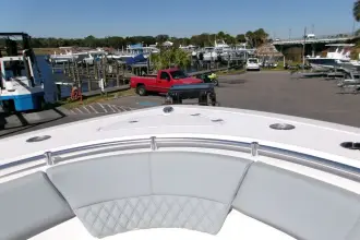 Thumbnail von Sportsman Heritage 321 Center Console