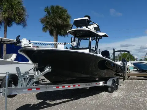 Robalo 266 Cayman SkyDeck