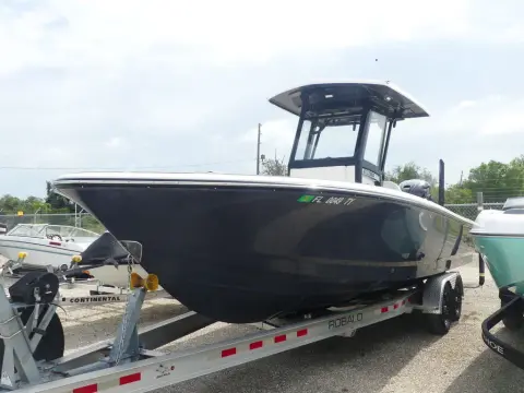Robalo 266 Cayman