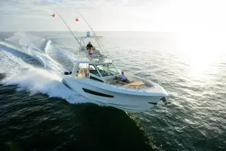 Boston Whaler 420 Outrage
