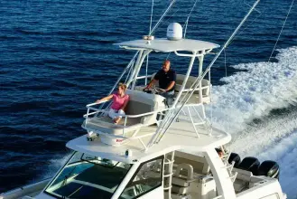 Thumbnail von Boston Whaler 420 Outrage