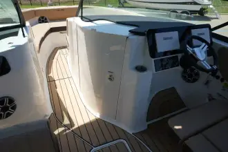 Thumbnail von Sea Ray SDX 230