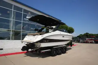 Thumbnail von Sea Ray SLX 260 Surf