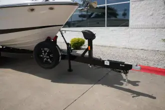 Thumbnail von Sea Ray SLX 260 Surf