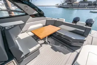Thumbnail von Cruisers Yachts 42 GLS