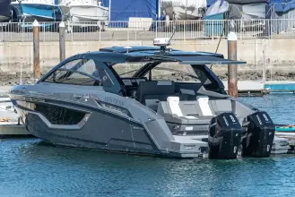 Thumbnail von Cruisers Yachts 42 GLS