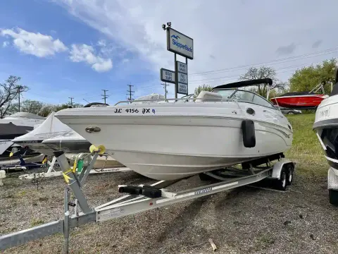 Crownline 270 BR