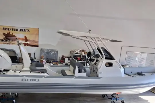 Brig Eagle 8 7703880