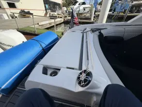 Thumbnail von Sea Ray SLX 350 Outboard
