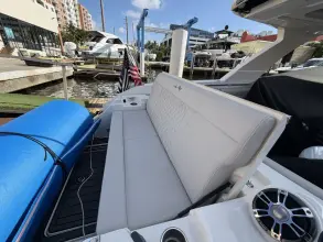 Thumbnail von Sea Ray SLX 350 Outboard