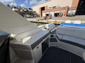Thumbnail von Sea Ray SLX 350 Outboard