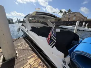 Thumbnail von Sea Ray SLX 350 Outboard