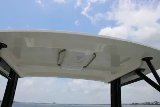 Thumbnail von Boston Whaler 240 Vantage