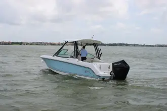 Thumbnail von Boston Whaler 240 Vantage