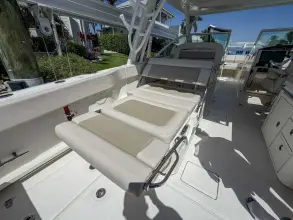 Thumbnail von Boston Whaler 320 Vantage