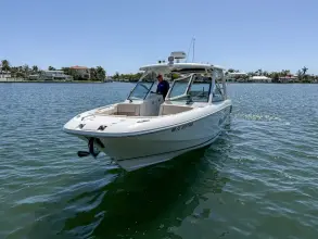 Thumbnail von Boston Whaler 320 Vantage