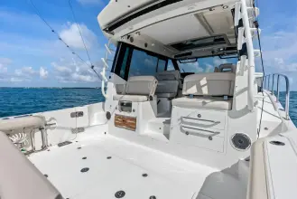 Thumbnail von Boston Whaler 405 Conquest Fellowship