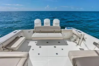 Thumbnail von Boston Whaler 405 Conquest Fellowship