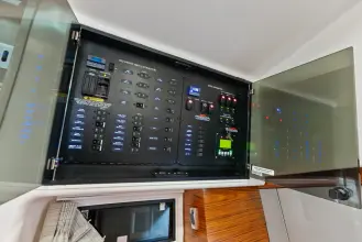 Thumbnail von Boston Whaler 405 Conquest Fellowship
