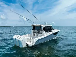 Thumbnail von Boston Whaler 405 Conquest Fellowship
