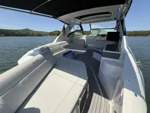 Thumbnail von Sea Ray 320 Sundancer