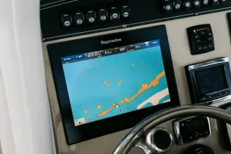 Thumbnail von Boston Whaler 280 Outrage