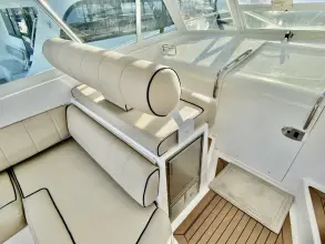 Thumbnail von Luhrs 41 Open Chasin Fins
