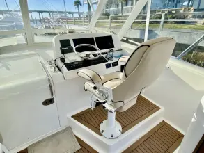 Thumbnail von Luhrs 41 Open Chasin Fins
