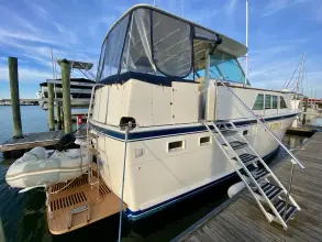 Thumbnail von Hatteras 43 Double Cabin Lazy Livin'